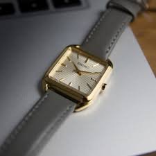 Seiko SWR090P1 women’s watch