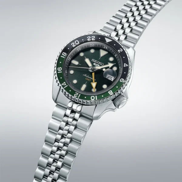 Seiko 5 Sports GMT SKX SSK035J1 - Image 3
